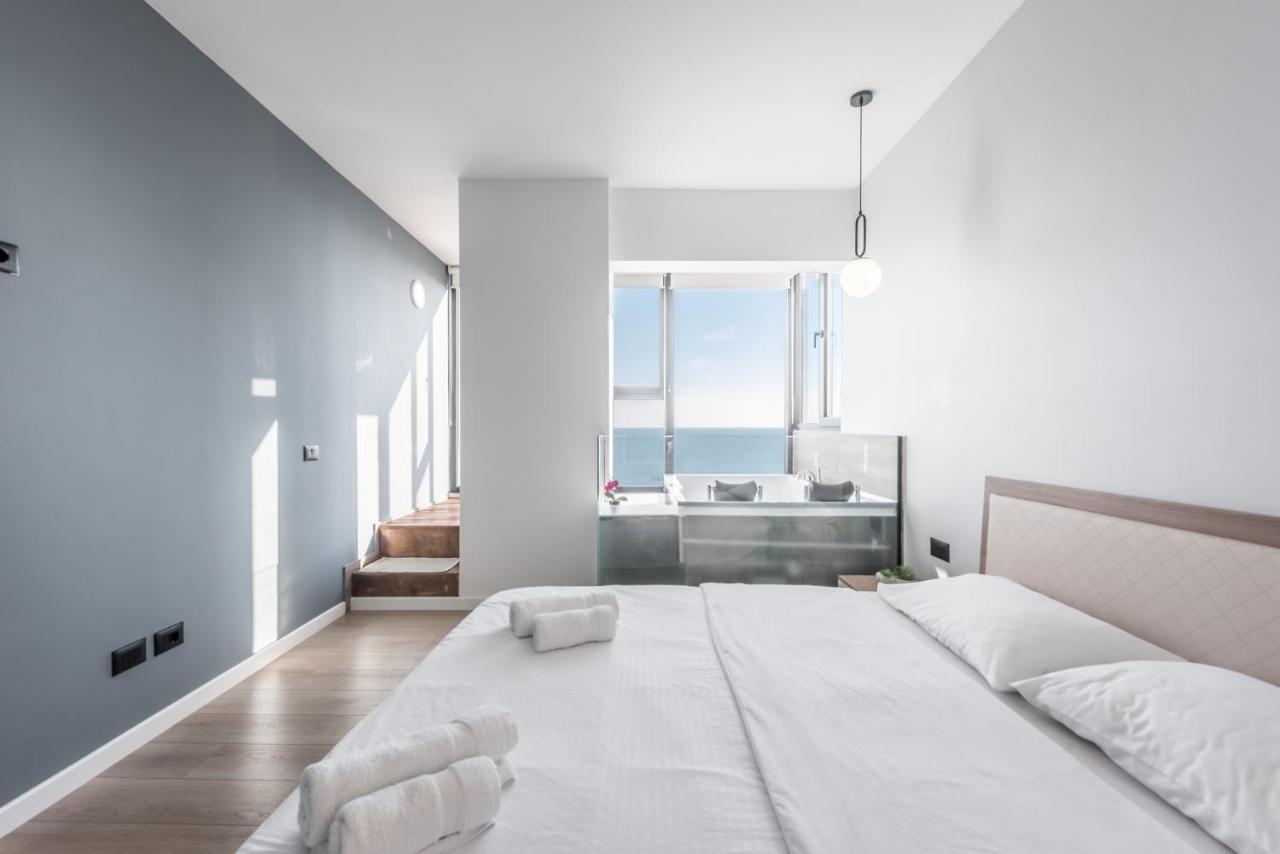Sea Forever - Luxury Apt With Jacuzzi & Full Sea Views * Durrës